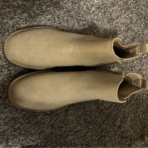 Tan Faux Leather Women’s Chelsea Boots